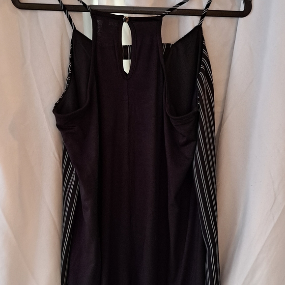 Women's small strappy top - Picture 4 of 6